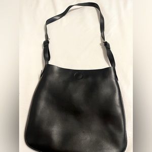 Leather Satchel Purse..Like new condition.